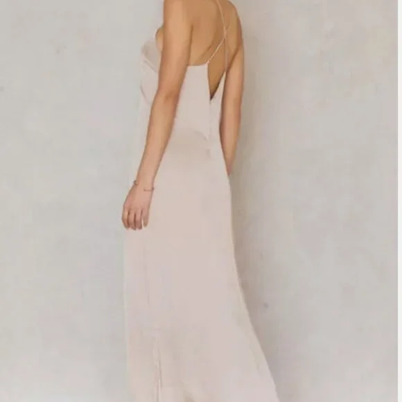 NWT Bardot Champagne Luxe Slip Dress Satin Silk Cross Back Strap Size 10/L - Picture 2 of 9